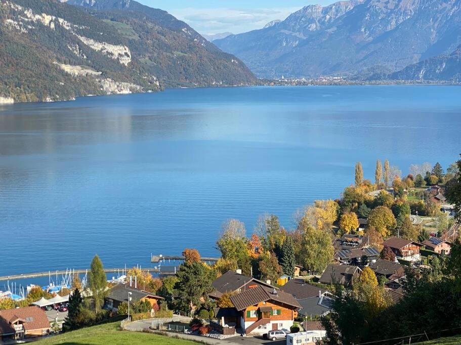 Herrlicher Blick Auf Berge Und See Faulensee Esterno foto